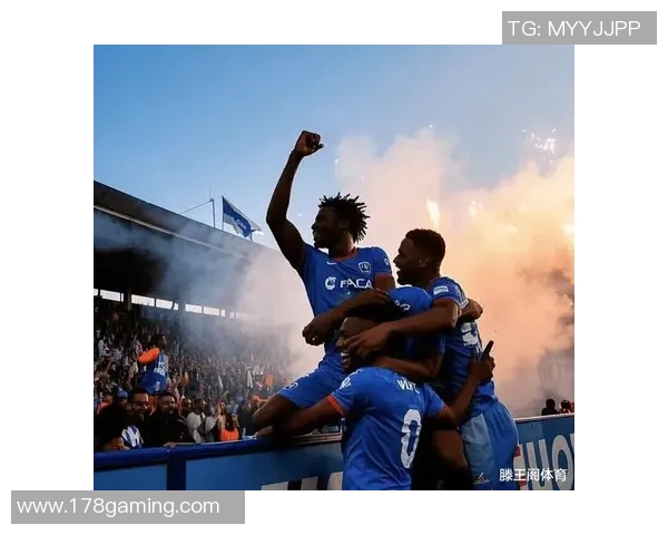 狼队与曼城激战正酣谁能在英超赛场上笑到最后