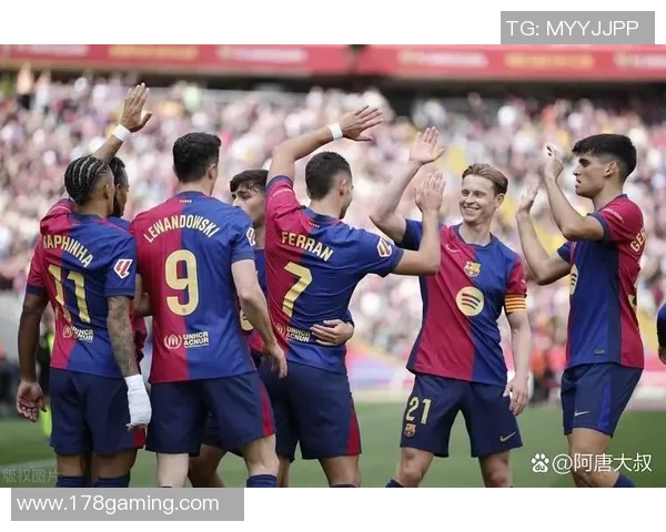 那不勒斯与巴萨激战在即球迷期待精彩对决与历史交锋