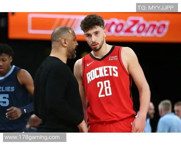 2004赛季NBA火箭与马刺精彩对决回顾及赛季影响分析