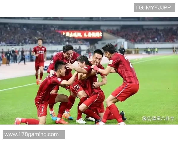 2017年申花与上港激战回顾：足球盛宴中的激情与荣耀